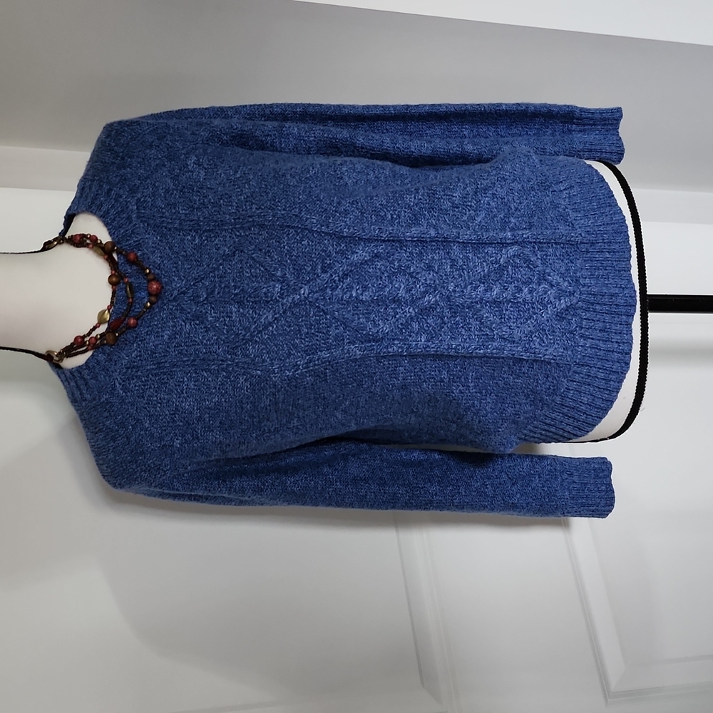 Women's XL sweater ( Junior's)